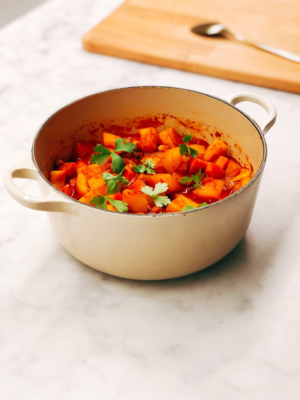 Stoofpotje van pompoen, wortel en&nbsp;kikkererwten