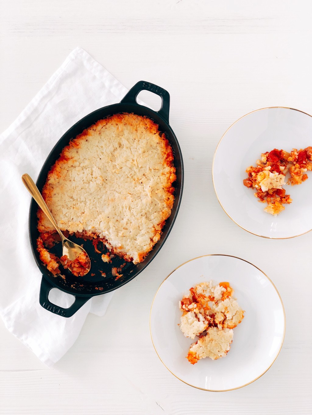 Ovenschotel met gehakt, selder, tomaten en&nbsp;bloemkool